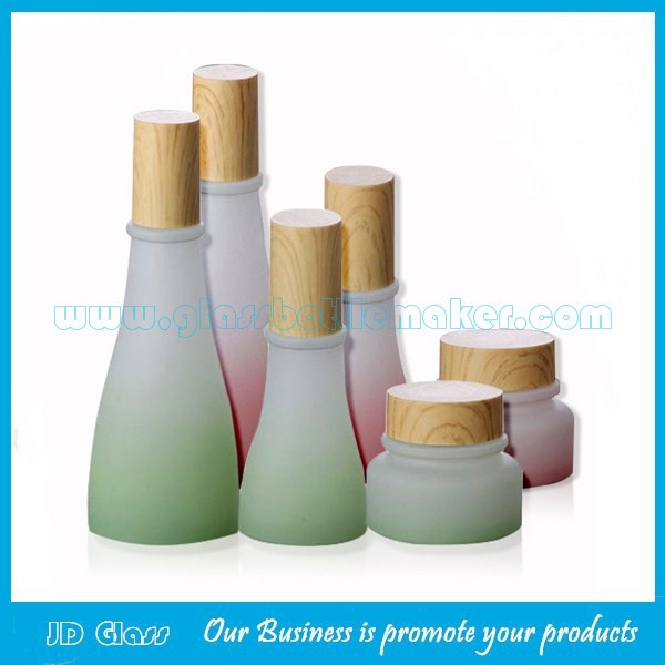 New Item 40ml, 120ml Green and Pink Glass Lotion Bottles With Wood Cap and 50g Glass Cream Jar