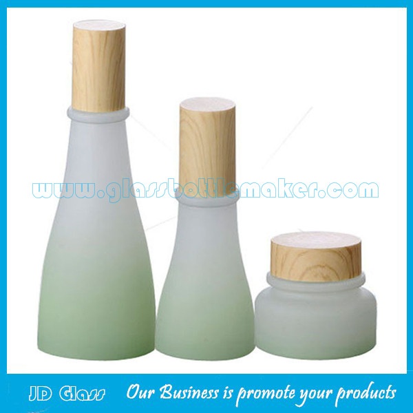 New Item 40ml, 120ml Green and Pink Glass Lotion Bottles With Wood Cap and 50g Glass Cream Jar