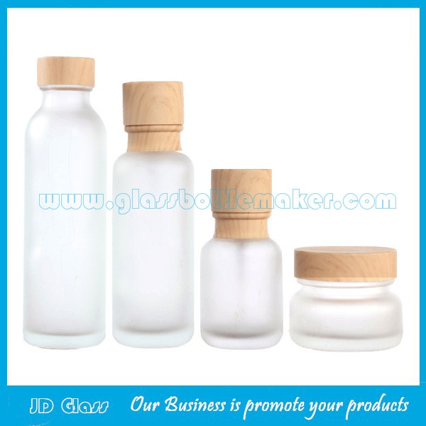New Item 150ml,110ml,50ml,50g Frost Glass Lotion Bottles And Cosmetic Jars With Wood Caps  For Skincare