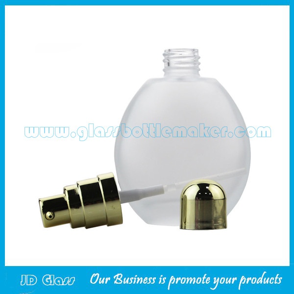 50ml Round Frost Glass Lotion Bottle With Gold Lotion Pump and Gold Cap