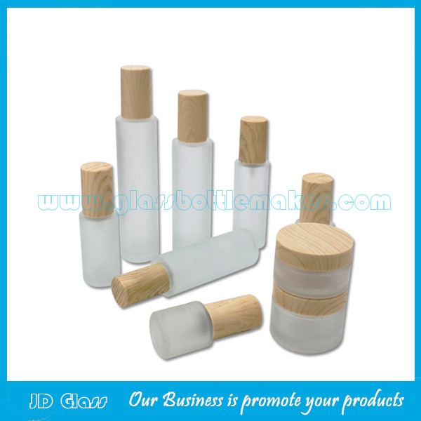 New Frost Cylinder Glass Lotion Bottles With Wood Cap & Glass Cosmetic Jars With Wood Cap